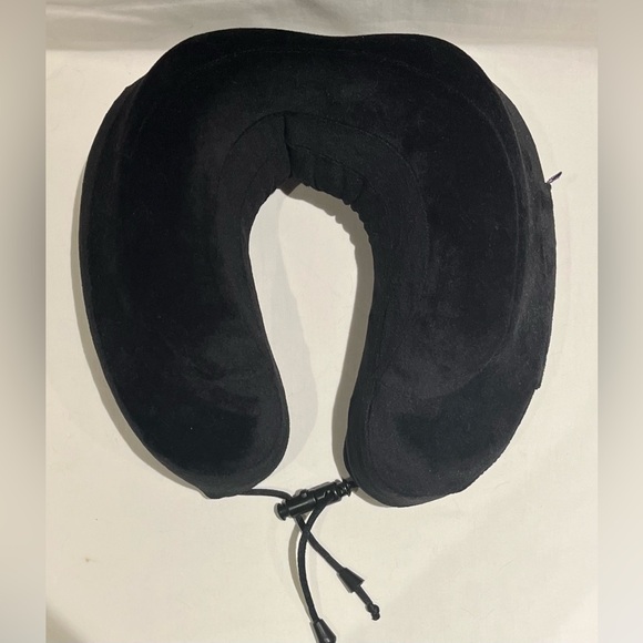 Cabeau Evolution Plus Memory Foam Travel Neck Pillow - Picture 2 of 8